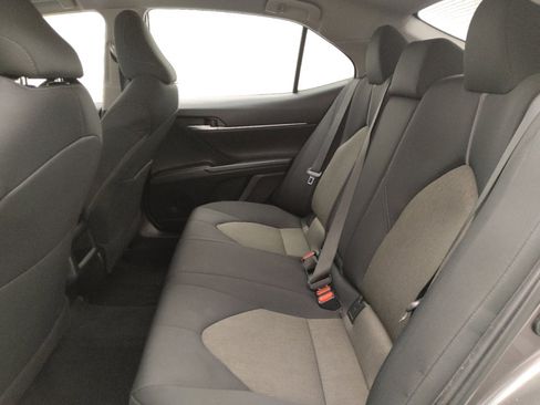 Used 2021 Toyota Camry LE FWD image 18