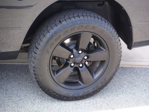 Certified 2018 RAM 1500 Big Horn AWD/4WD image 5