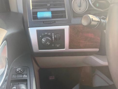 Used 2010 Chrysler Town & Country Touring Plus image 35