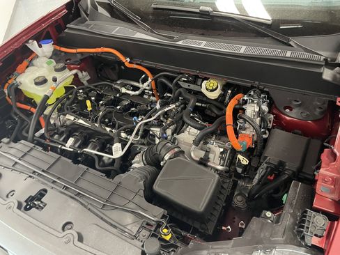 New 2025 Ford Maverick XLT w/ Equipment Group 301A image 27