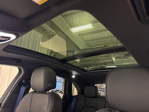 New 2026 Porsche Macan image 26