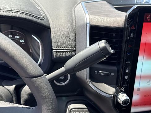 New 2025 RAM 2500 Laramie image 28