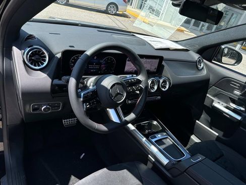 Used 2025 Mercedes-Benz GLA 250 GLA 250 image 10