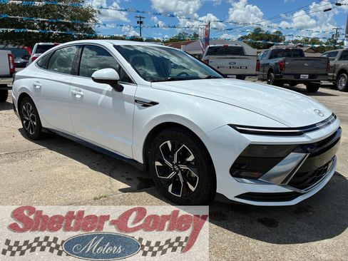 Used 2024 Hyundai Sonata SEL FWD image 1
