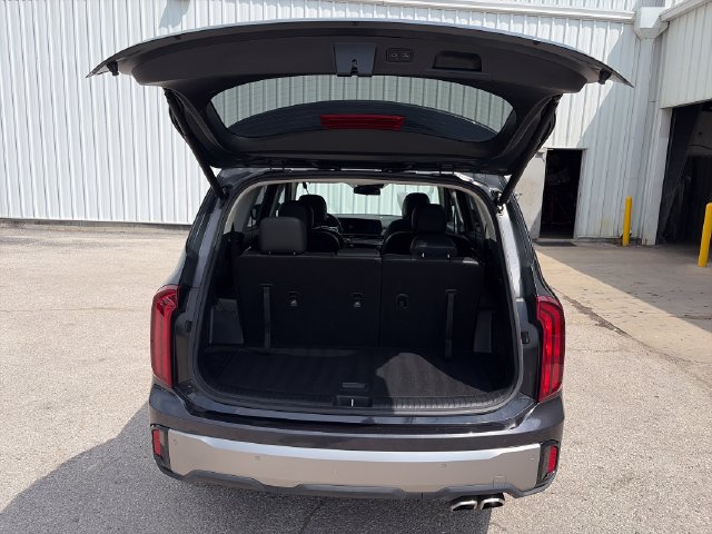 Used 2025 Kia Telluride S AWD/4WD image 23