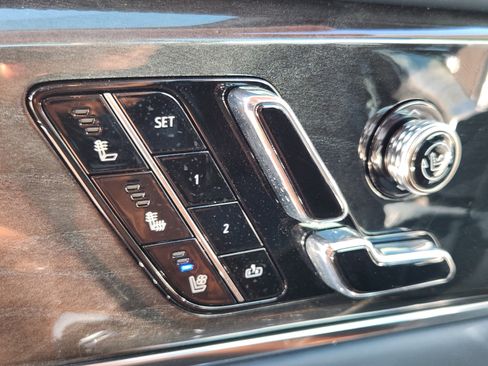 New 2025 Cadillac Escalade IQ Luxury 2 AWD/4WD image 24