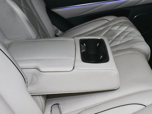 Used 2025 Genesis GV80 3.5T Prestige image 66