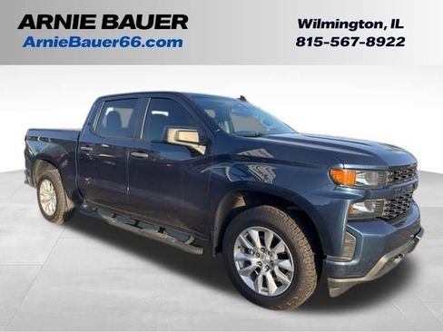 Used 2020 Chevrolet Silverado 1500 Custom w/ Custom Value Package image 1