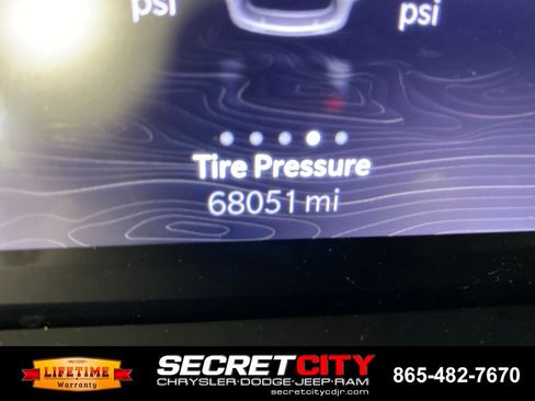 Used 2023 Jeep Grand Cherokee L Laredo AWD/4WD image 17