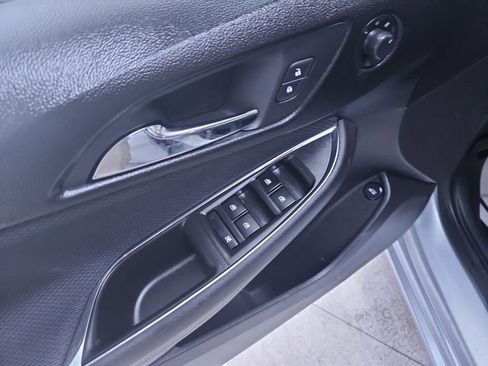 Used 2017 Chevrolet Cruze LS image 13