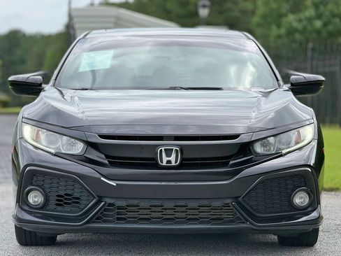 Used 2018 Honda Civic EX image 3