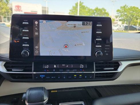 Certified 2023 Toyota Sienna Limited AWD/4WD image 12