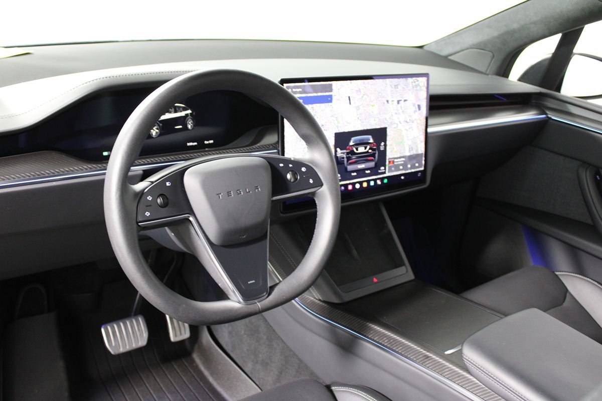 Used 2026 Tesla Model X Plaid AWD/4WD image 13