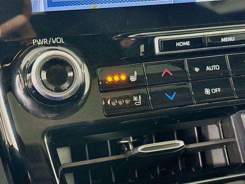 Certified 2022 Toyota Highlander Limited image 20