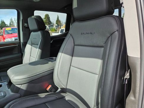 New 2026 GMC Sierra 1500 Denali w/ Denali Reserve Package image 13