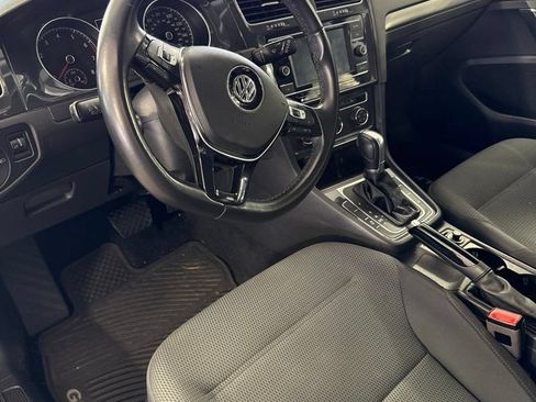 Used 2018 Volkswagen Golf S AWD/4WD image 10