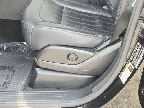 Used 2019 Mercedes-Benz GLS 450 4MATIC image 39