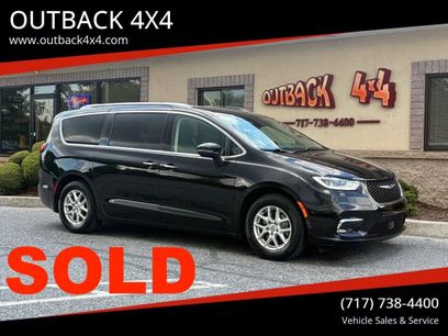 Used 2021 Chrysler Pacifica Touring-L