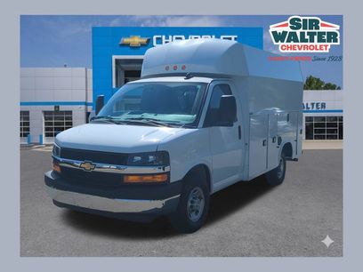 Used 2025 Chevrolet Express 3500 w/ Power Convenience Package