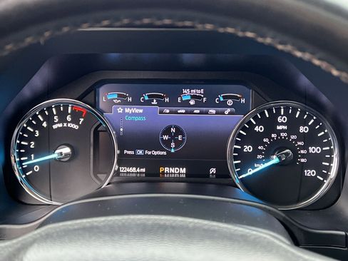 Used 2020 Ford Expedition Platinum image 17