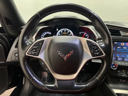 Used 2016 Chevrolet Corvette Stingray Coupe w/ Carbon Flash Badge Package RWD image 16