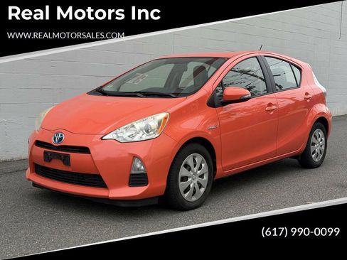 Used 2013 Toyota Prius C One FWD image 1