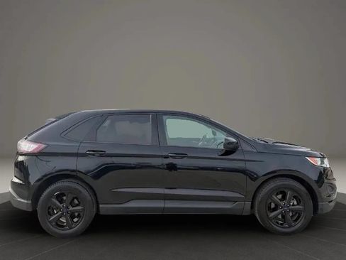 Used 2018 Ford Edge SE FWD image 8