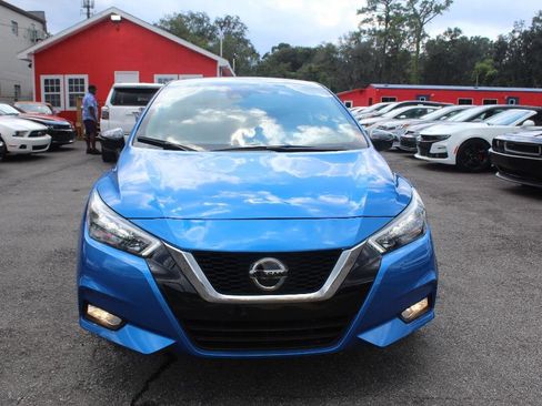 Used 2020 Nissan Versa SR w/ Convenience Package image 8