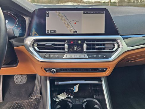 Used 2022 BMW 330i xDrive Sedan w/ Driving Assistance Package AWD/4WD image 24