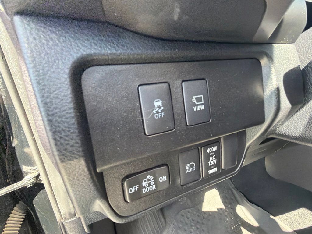 Used 2021 Toyota Tacoma Limited w/ Nightshade Package AWD/4WD image 16
