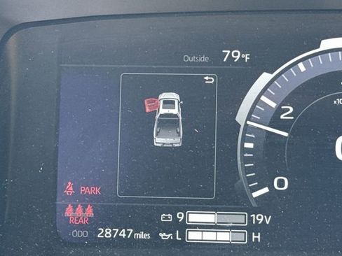 Used 2024 Toyota Tundra Platinum image 16