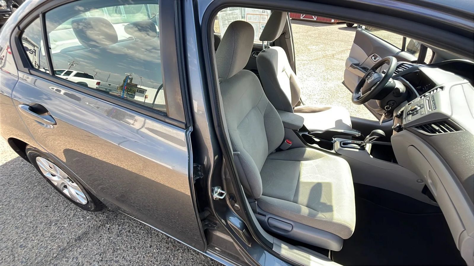 Used 2012 Honda Civic LX image 18