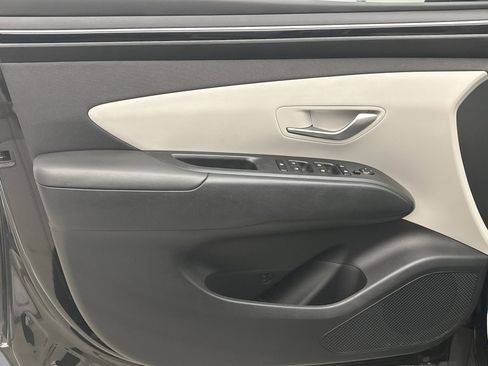 Used 2024 Hyundai Tucson SEL w/ Convenience Package image 9