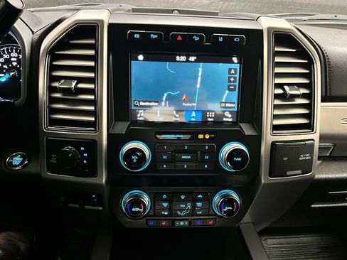 Used 2019 Ford F350 Platinum w/ Platinum Ultimate Package image 16