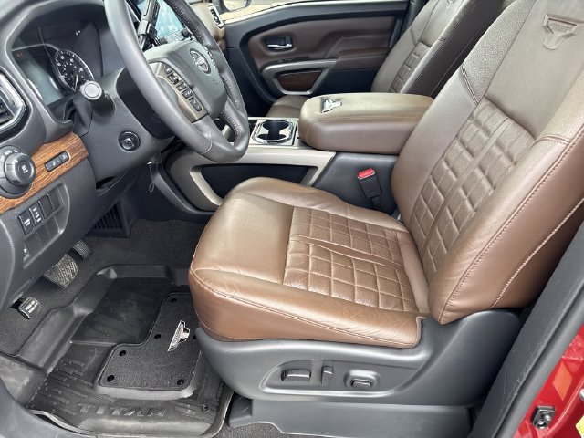 Used 2024 Nissan Titan Platinum Reserve w/ Moonroof Package AWD/4WD image 9