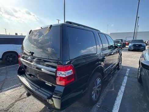 Certified 2017 Ford Expedition XLT w/ Equipment Group 202A AWD/4WD image 3
