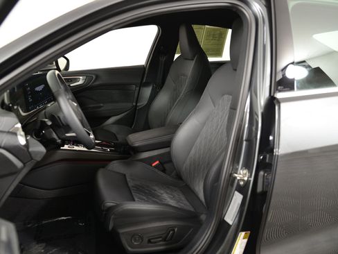 Used 2025 Audi S5 Premium Plus w/ Premium Plus Package image 5