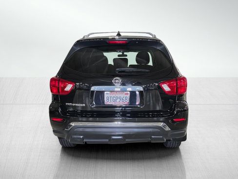 Used 2019 Nissan Pathfinder S FWD image 6