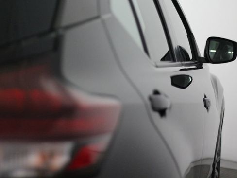 Used 2021 Nissan Kicks SV FWD image 56