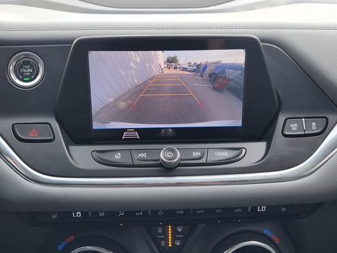 Used 2019 Chevrolet Blazer LT FWD image 6