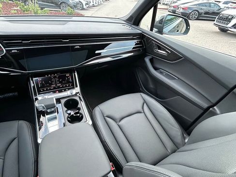 New 2026 Audi Q7 2.0T Premium AWD/4WD image 11