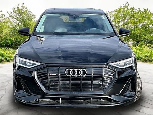 Used 2021 Audi e-tron Premium Plus w/ Premium Plus Package image 3