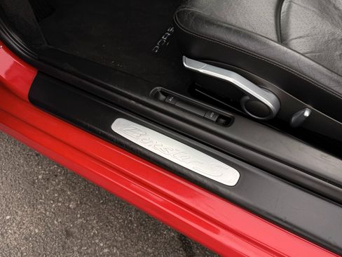 Used 2005 Porsche Boxster S image 29