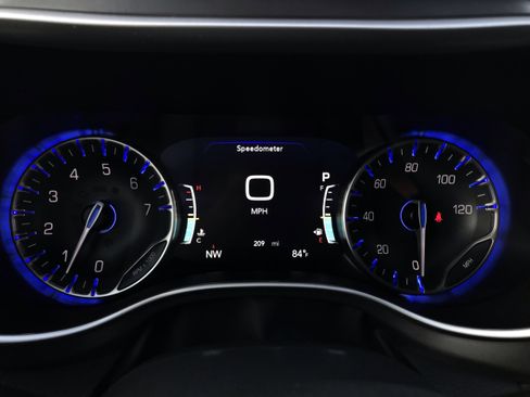 New 2025 Chrysler Pacifica Select w/ Fav Edition Package image 32