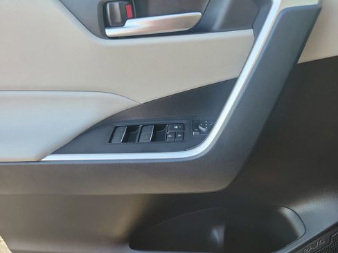 Used 2024 Toyota RAV4 XLE image 16