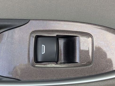 Used 2024 Chevrolet Malibu LT FWD image 32