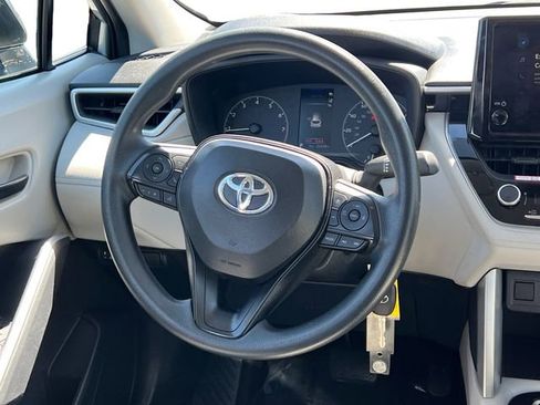 Certified 2024 Toyota Corolla Cross L image 15