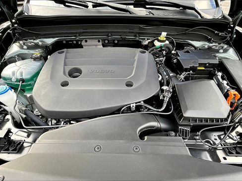 New 2026 Volvo XC40 B5 Ultra w/ Climate Package image 12