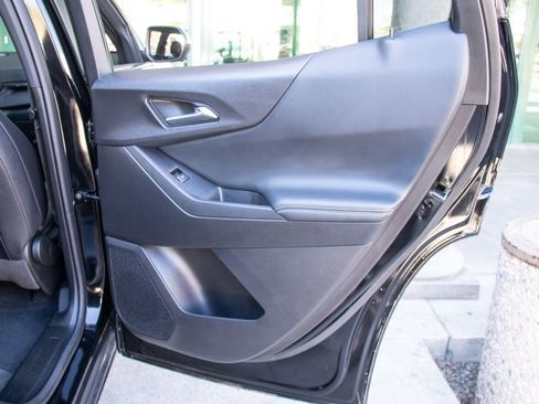 Used 2025 Chevrolet Equinox LT w/ Convenience Package II AWD/4WD image 23