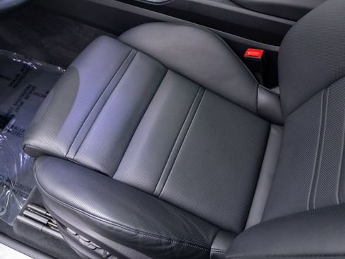 Used 2023 Porsche Cayenne Turbo AWD/4WD image 18